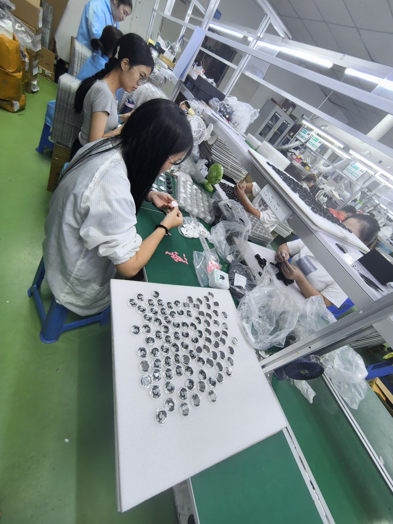 Tracker assembly and quality-control work at the Stellarrisetech factory