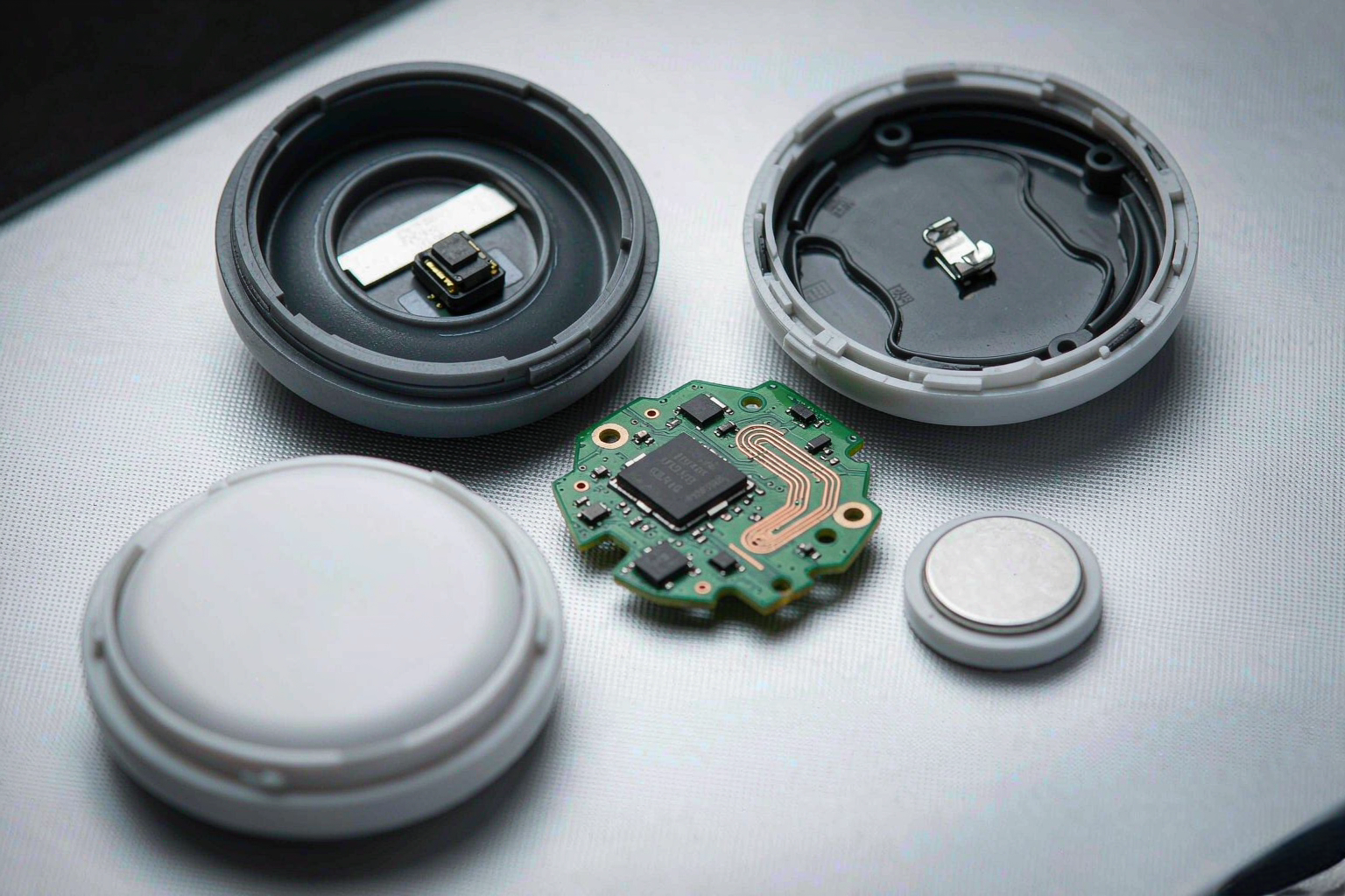 Generic unbranded circuit board used as an engineering reference image